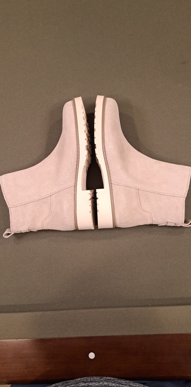 Crown Vintage Taylen Bootie - Color: Dove - Size: Women 9 - Picture 7 of 11